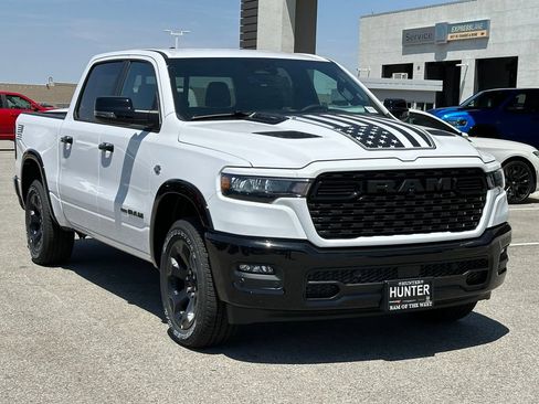 New 2026 RAM 1500 Big Horn AWD/4WD image 10