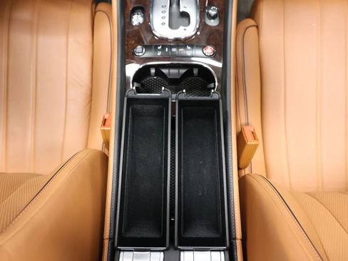 Used 2015 Bentley Flying Spur V8 AWD/4WD image 33
