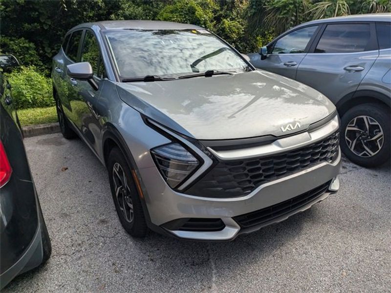 Certified 2024 Kia Sportage LX image 1