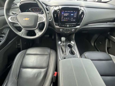 Certified 2023 Chevrolet Traverse LT w/ LT Premium Package image 14