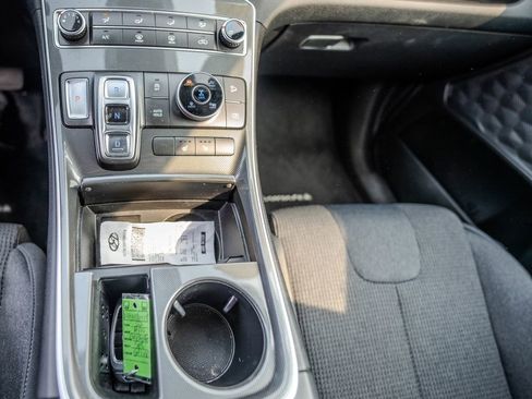 Used 2022 Hyundai Santa Fe SEL image 15