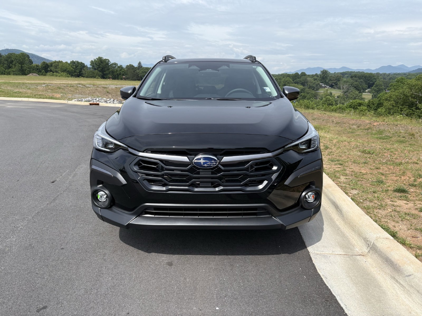 New 2026 Subaru Crosstrek 2.5i Limited w/ Popular Package #3A AWD/4WD image 2