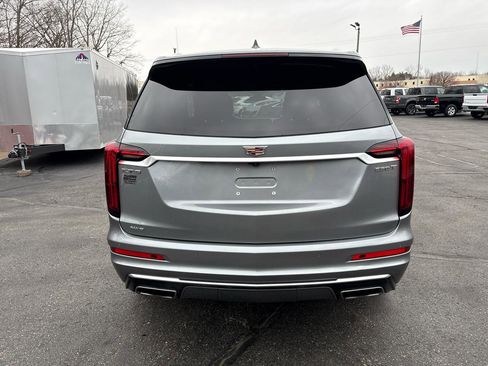 Used 2024 Cadillac XT6 Luxury w/ LPO, Floor Liner Package image 4