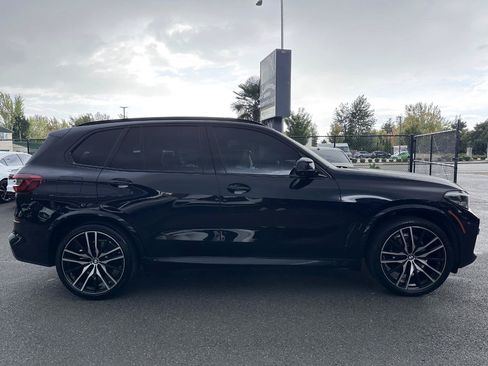 Used 2019 BMW X5 xDrive40i w/ M Sport Package AWD/4WD image 29