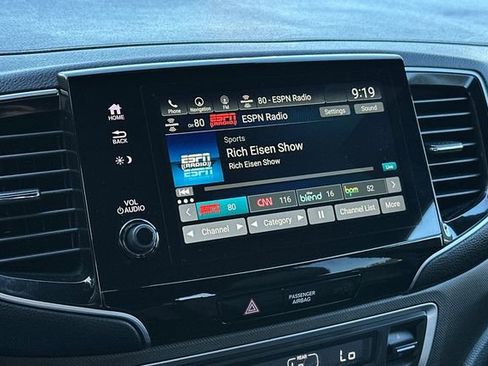 Certified 2022 Honda Pilot TrailSport image 21