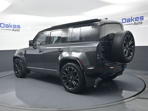 Used 2025 Land Rover Defender 110 AWD/4WD image 6
