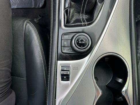 Used 2016 INFINITI Q50 Premium w/ Driver Assistance Package image 42