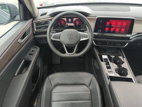 Certified 2026 Volkswagen Atlas SEL AWD/4WD image 14