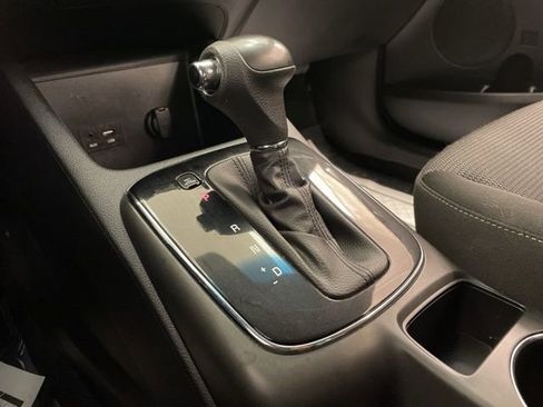 Used 2018 Kia Forte LX image 21