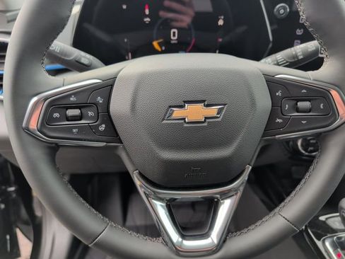 New 2026 Chevrolet Trax LT w/ Driver Confidence Package image 12