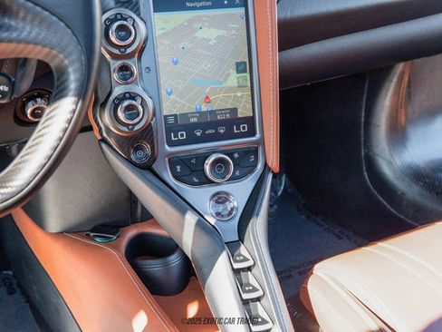 Used 2018 McLaren 720S Luxury image 20