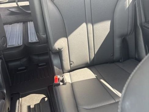 Used 2023 Kia Sorento SX image 28