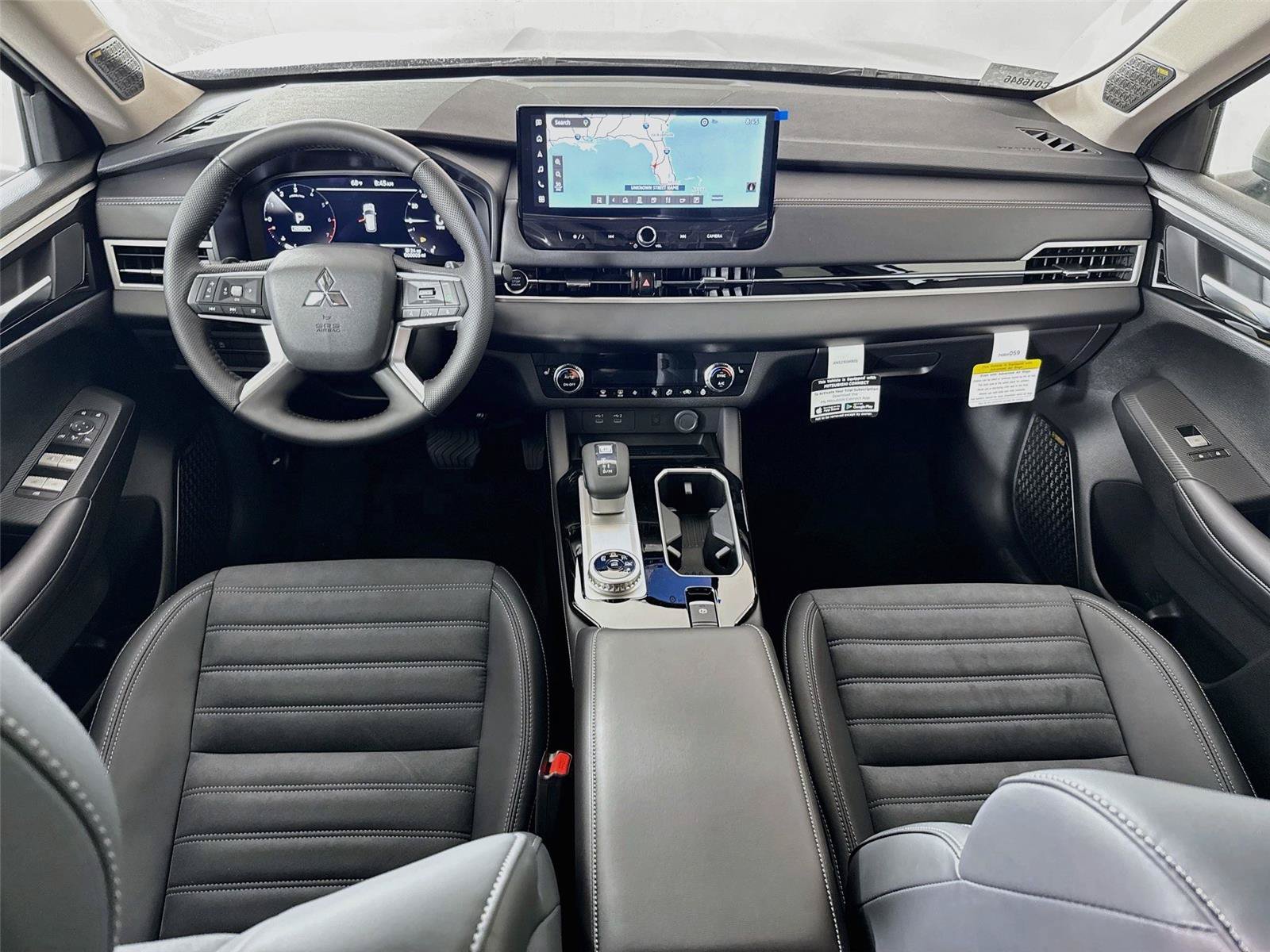 New 2026 Mitsubishi Outlander SE FWD image 3