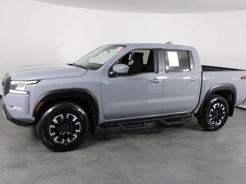 Used 2023 Nissan Frontier PRO-4X w/ Technology Package image 12