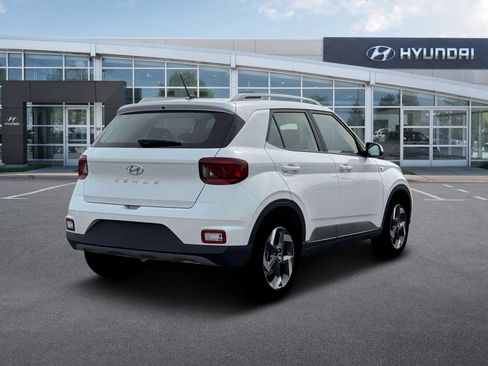 New 2026 Hyundai Venue SEL FWD image 7
