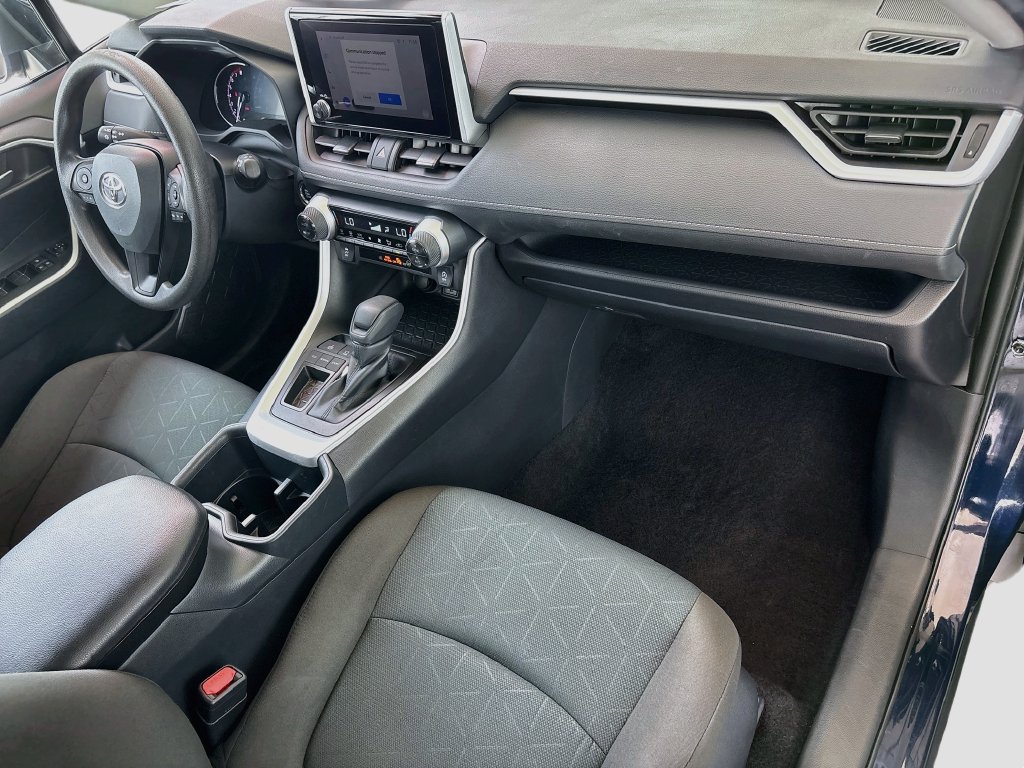 Certified 2025 Toyota RAV4 XLE FWD image 17