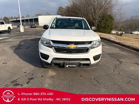 Used 2019 Chevrolet Colorado W/T w/ WT Convenience Package image 2