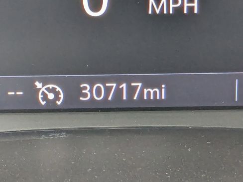 Used 2025 Chevrolet Blazer LT image 28