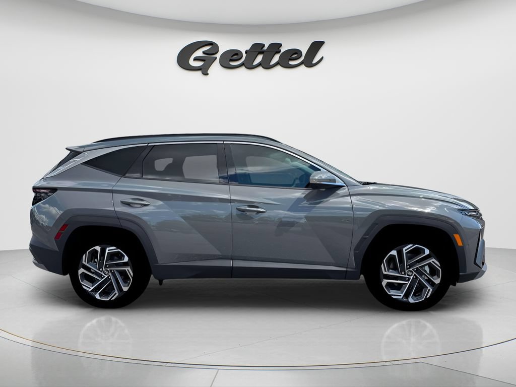 New 2026 Hyundai Tucson Limited FWD image 6