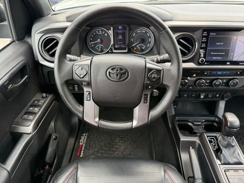Used 2021 Toyota Tacoma TRD Pro AWD/4WD image 13