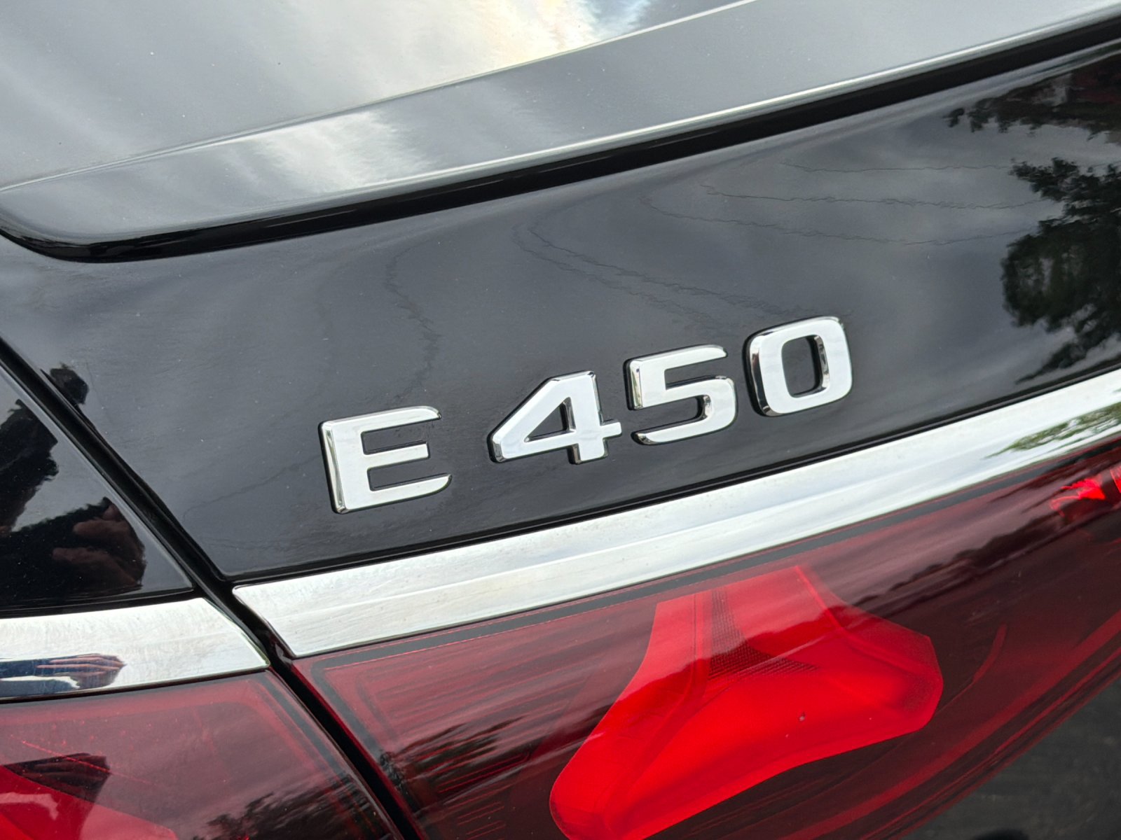 Certified 2024 Mercedes-Benz E 450 4MATIC Sedan image 25