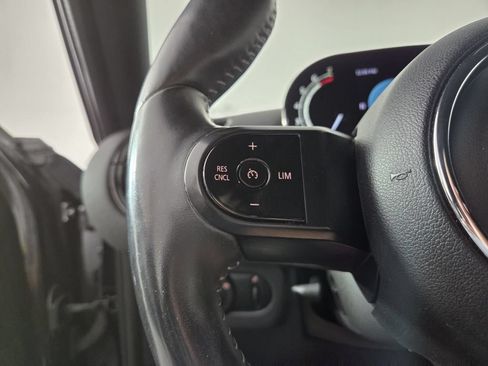 Used 2022 MINI Cooper Clubman S FWD image 19