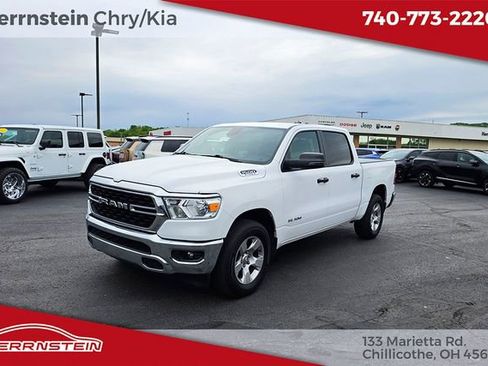 Used 2023 RAM 1500 Big Horn AWD/4WD image 3