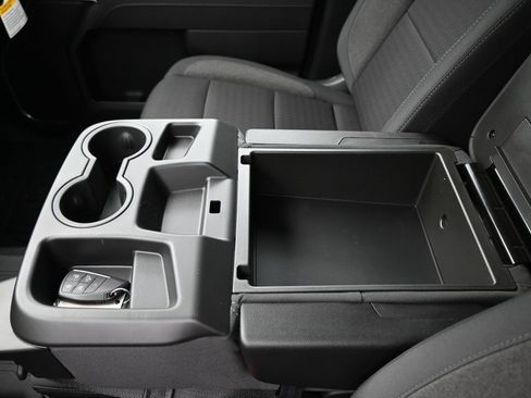 New 2026 GMC Sierra 3500 SLE image 23