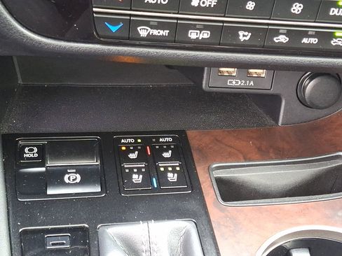 Certified 2020 Lexus RX 350 AWD w/ Premium Package image 27