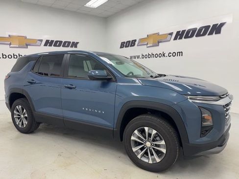 New 2026 Chevrolet Equinox LT w/ Safety and Technology Package image 3