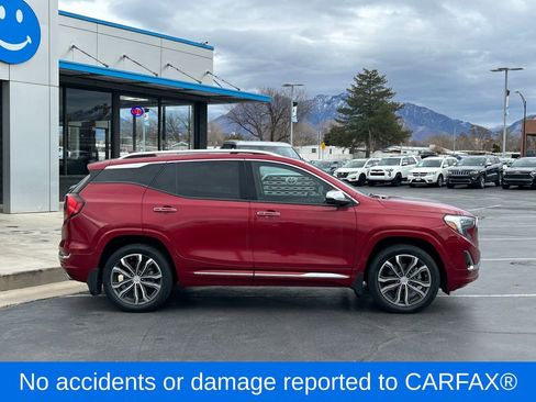Used 2020 GMC Terrain Denali w/ Denali Premium Package image 2