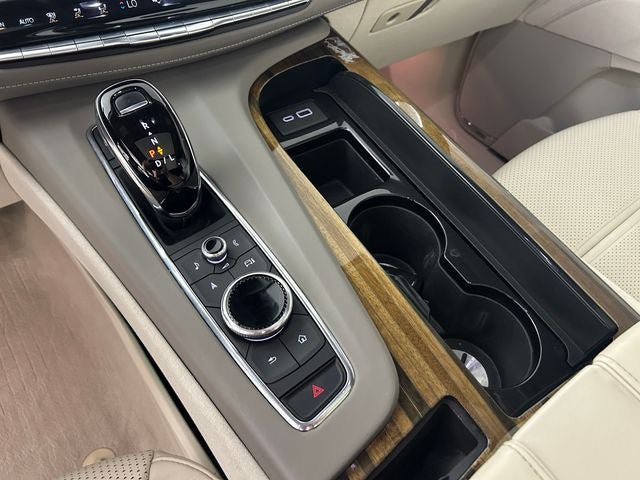 Used 2023 Cadillac Escalade Premium Luxury Platinum AWD/4WD image 19