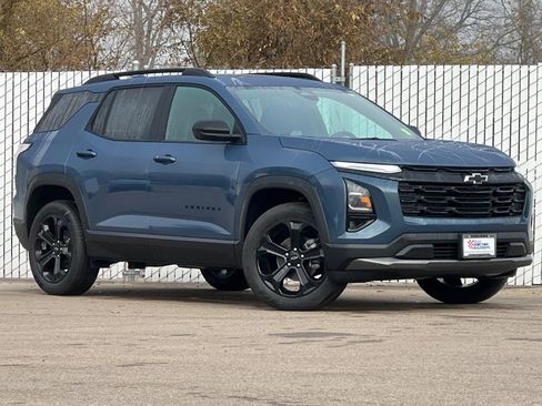 New 2026 Chevrolet Equinox LT w/ Convenience Package II image 2