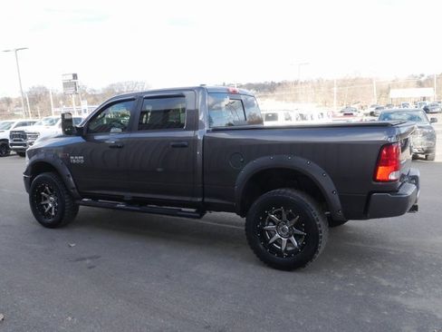 Used 2015 RAM 1500 Outdoorsman image 10