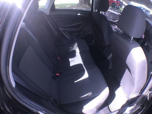 Used 2021 Volkswagen Jetta S image 21