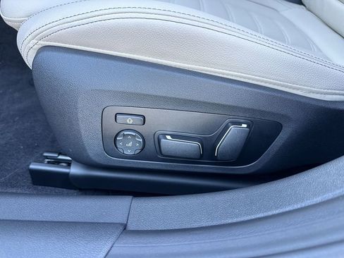 New 2026 BMW M440i w/ Premium Package image 16