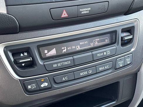 Used 2016 Honda Pilot LX image 24