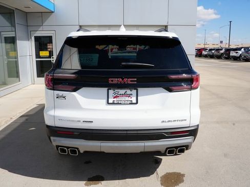 New 2026 GMC Acadia Elevation w/ Elevation Premium Package AWD/4WD image 37