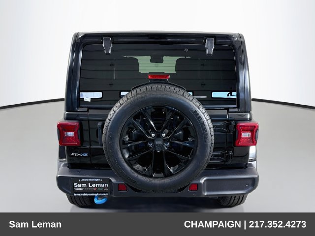 Used 2024 Jeep Wrangler Unlimited Sahara w/ Technology Group AWD/4WD image 6