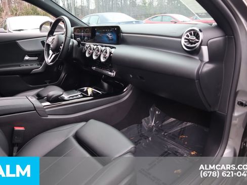 Used 2022 Mercedes-Benz A 220 image 24