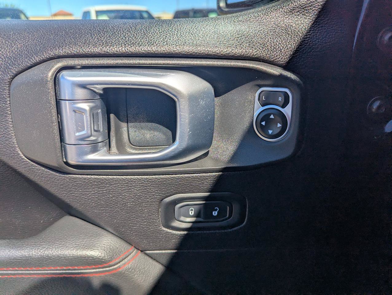 Used 2020 Jeep Gladiator Rubicon AWD/4WD image 10