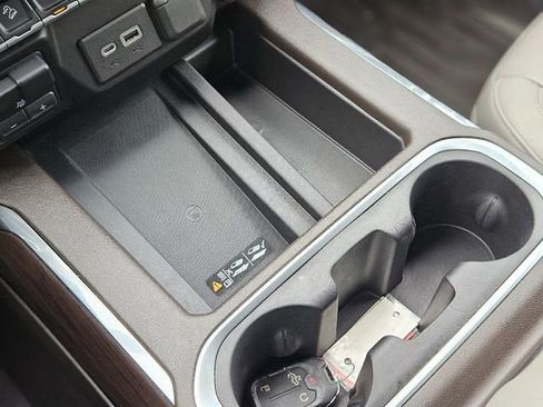 Used 2019 GMC Sierra 1500 SLT w/ SLT Premium Package image 26