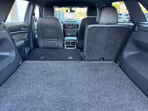 Used 2022 Volkswagen Atlas Cross Sport SE image 15