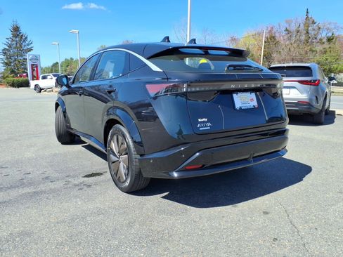 Certified 2023 Nissan Ariya FWD image 7