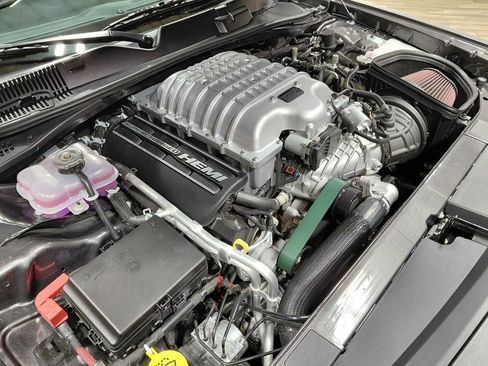 Used 2022 Dodge Challenger SRT Hellcat Redeye RWD image 16
