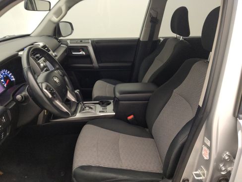 Used 2016 Toyota 4Runner SR5 RWD image 17