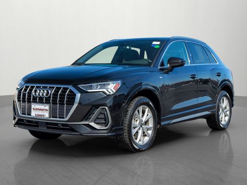 Used 2025 Audi Q3 2.0T Premium image 3