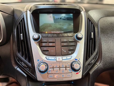 Used 2014 Chevrolet Equinox LTZ image 18