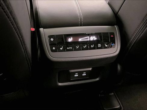 New 2026 Nissan Pathfinder SL w/ SL Premium Package AWD/4WD image 24