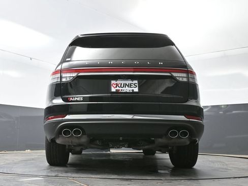 Used 2023 Lincoln Aviator AWD image 63